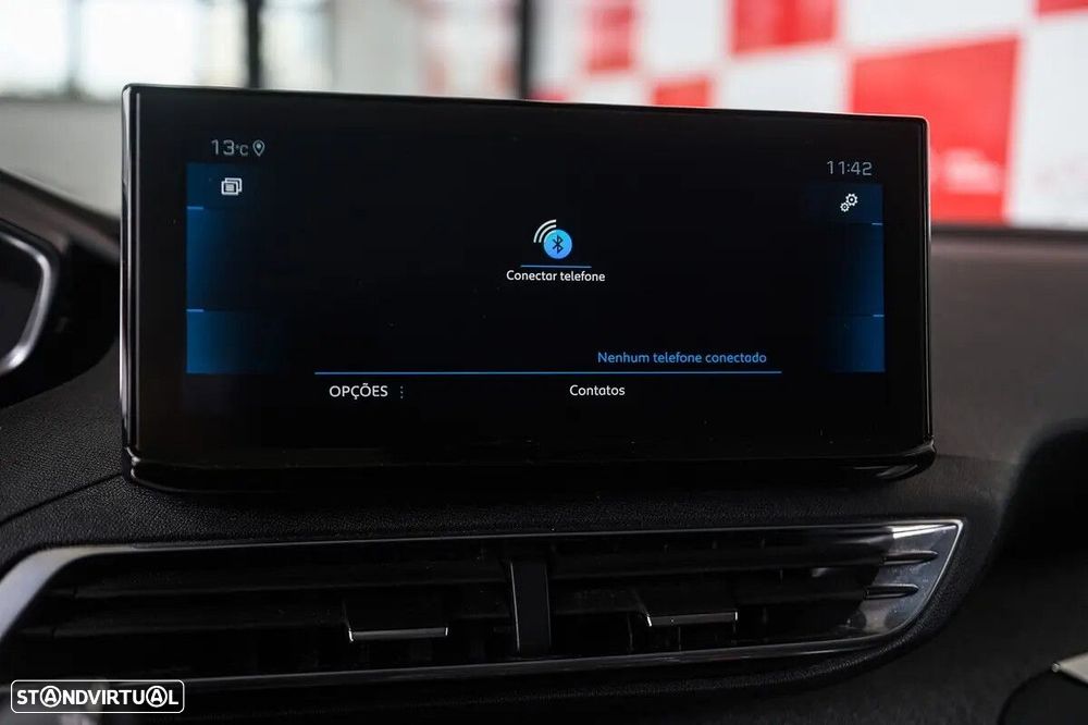 Peugeot 5008 1.5 BlueHDi Allure EAT8 - 47