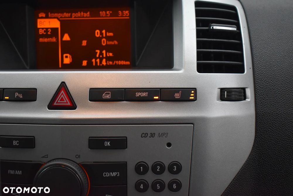 Opel Zafira 1.8 Sport - 27