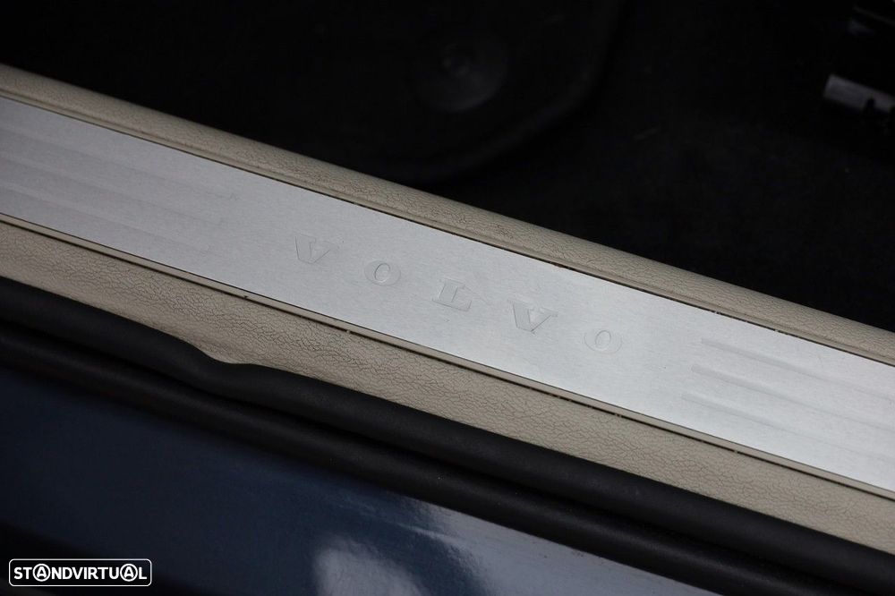Volvo V60 2.0 T6 AWD TE Core - 32