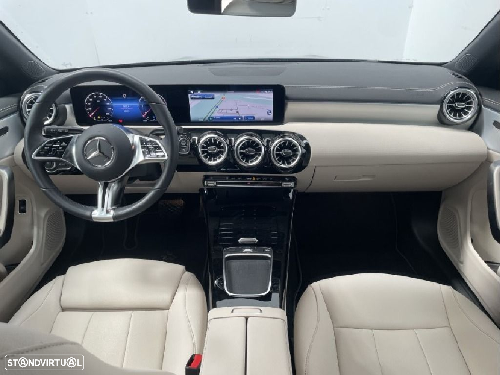 Mercedes-Benz CLA 180 - 11
