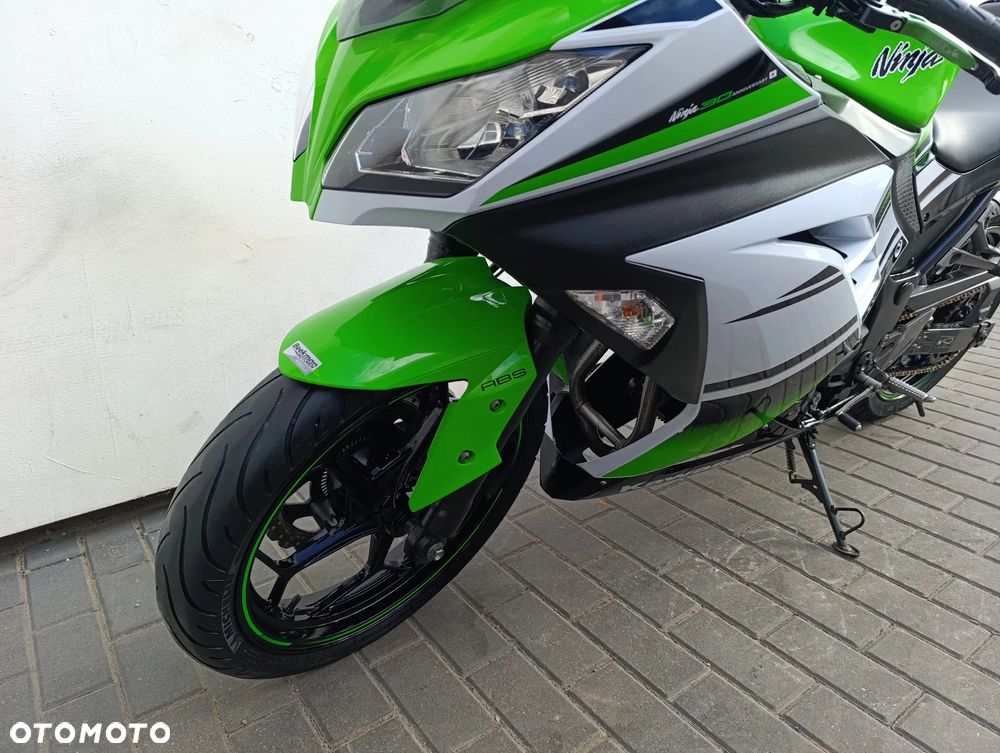 Kawasaki Ninja 300 ABS - 9
