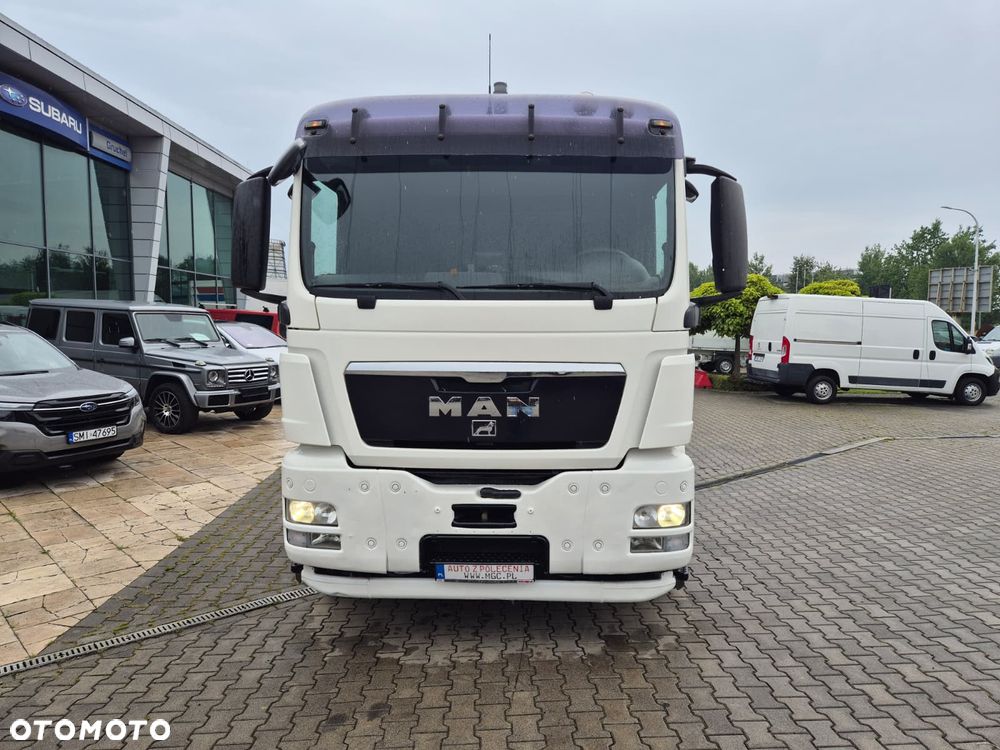 MAN TGS 18.360 / CYSTERNA / PALIWA + OLEJE / ADR / EURO 5 / 11M3 / 3 KOMORY / KABINA SYPIALNIANA / 1WŁ - 4