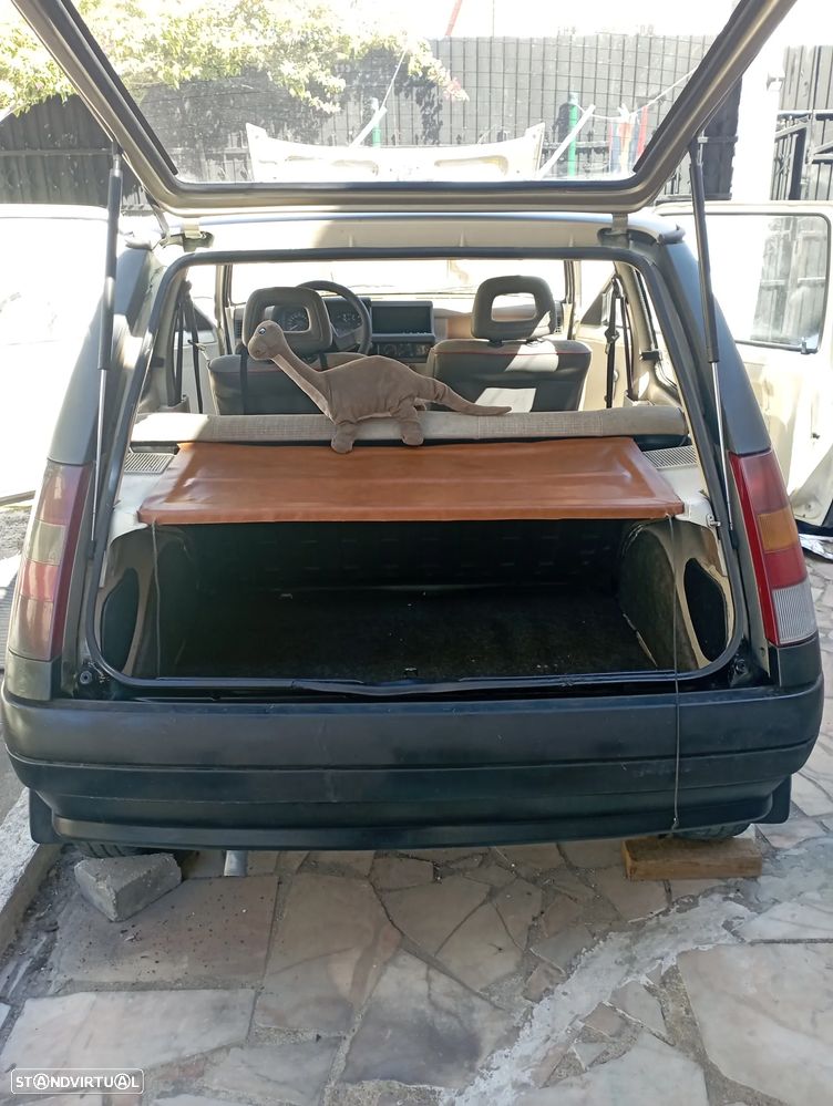 Renault 5 1.1 TL Saga - 12