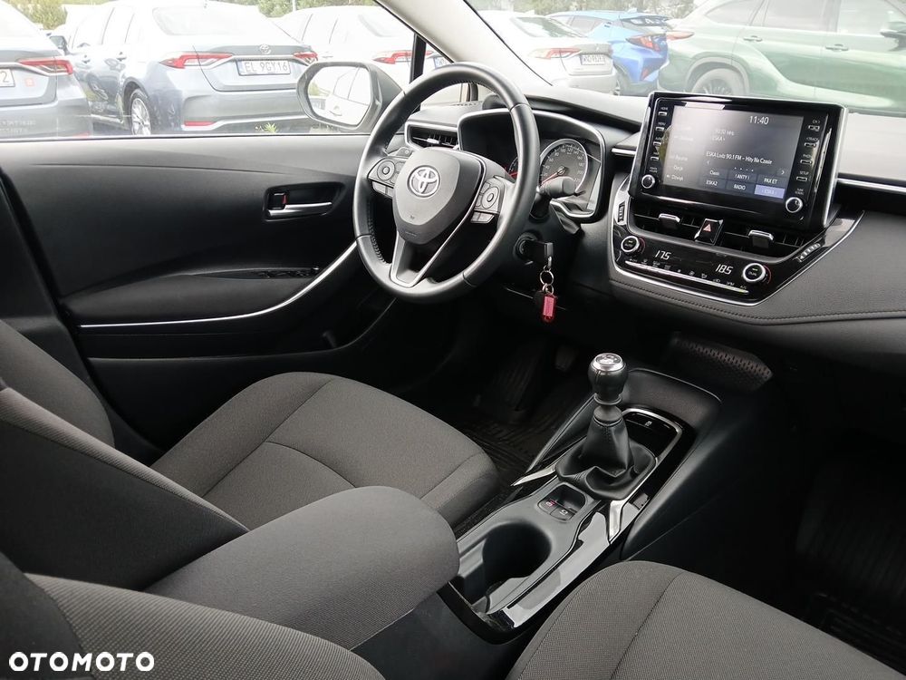 Toyota Corolla - 16