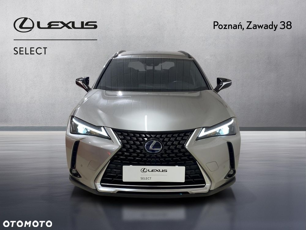Lexus UX - 8