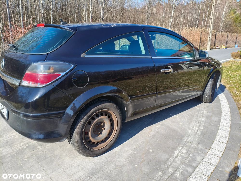 Opel Astra 1.9 CDTI Edition - 4