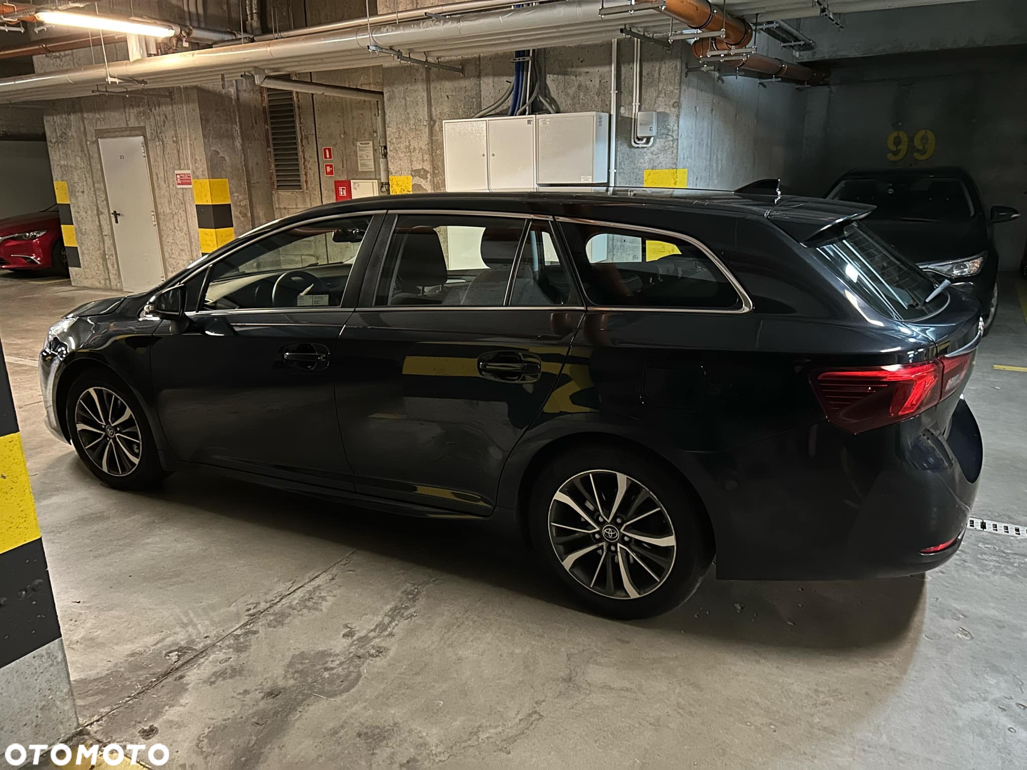 Toyota Avensis 2.0 D-4D Selection - 7