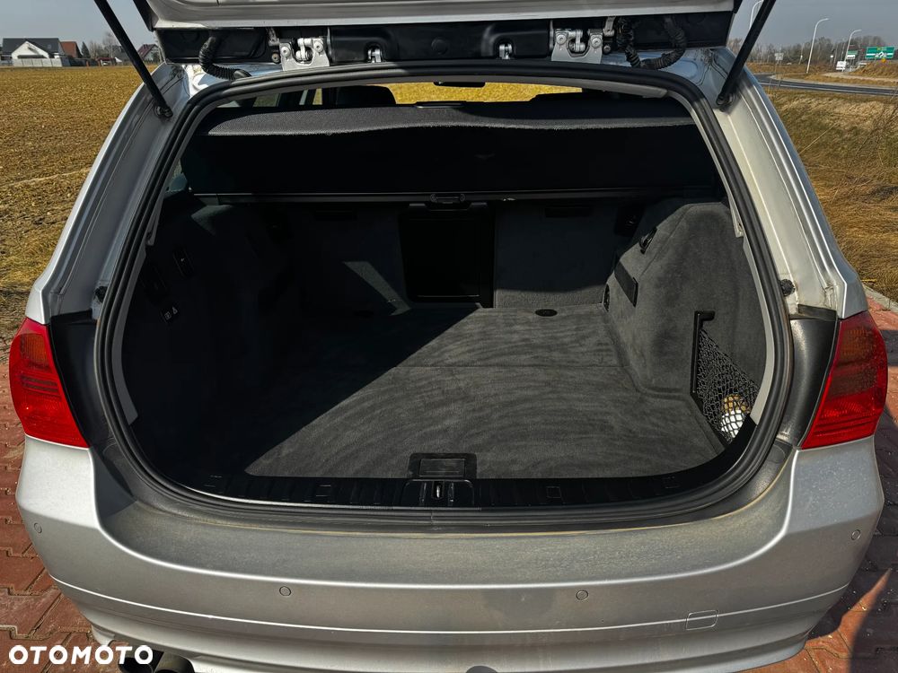 BMW Seria 3 - 14