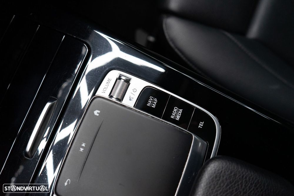 Mercedes-Benz CLA 180 d 7G-DCT AMG Line - 36