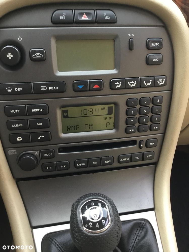 Jaguar X-Type 2.0 D High - 11