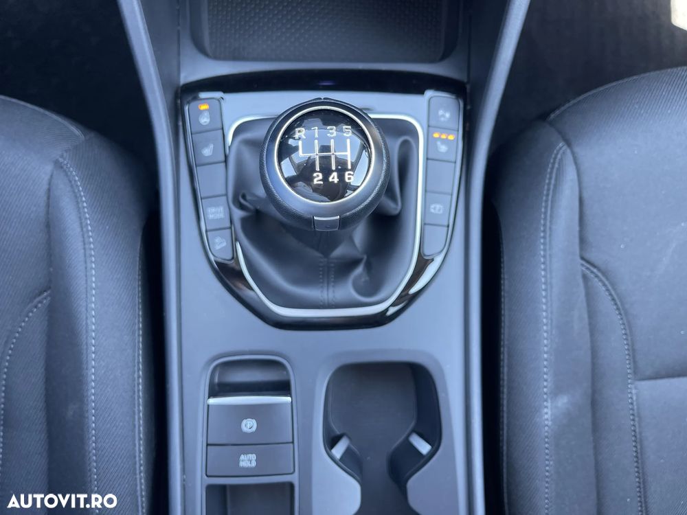 Hyundai Tucson 1.6 l 150 CP 2WD 6MT Comfort - 19