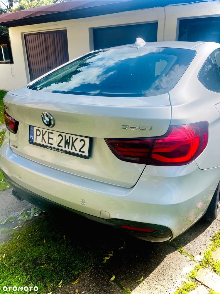 BMW Seria 3 320i Edition M Sport Shadow - 2