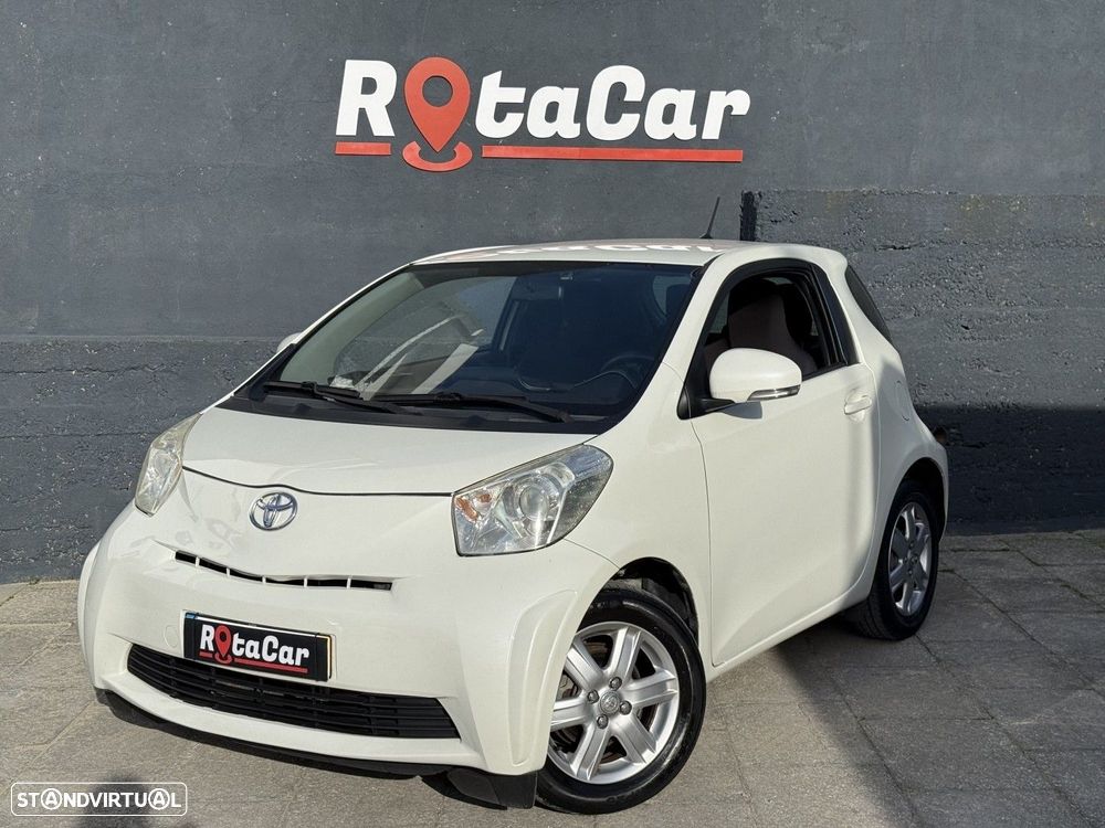 Toyota iQ 1.0 VVT-i Essential+AC - 1