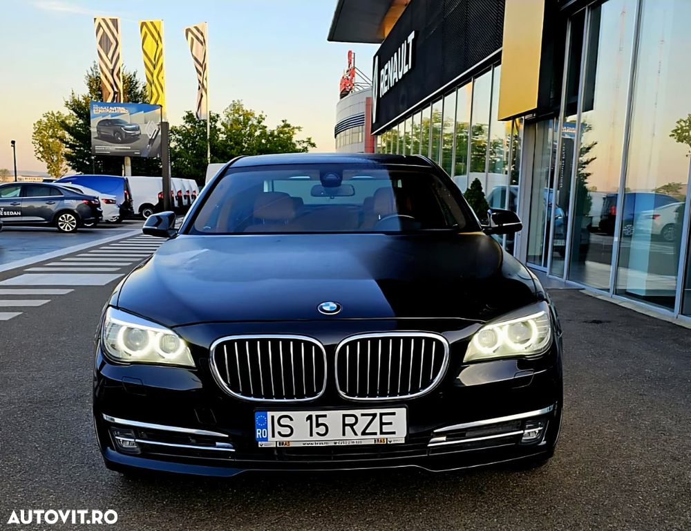 BMW Seria 7 740d xDrive - 11