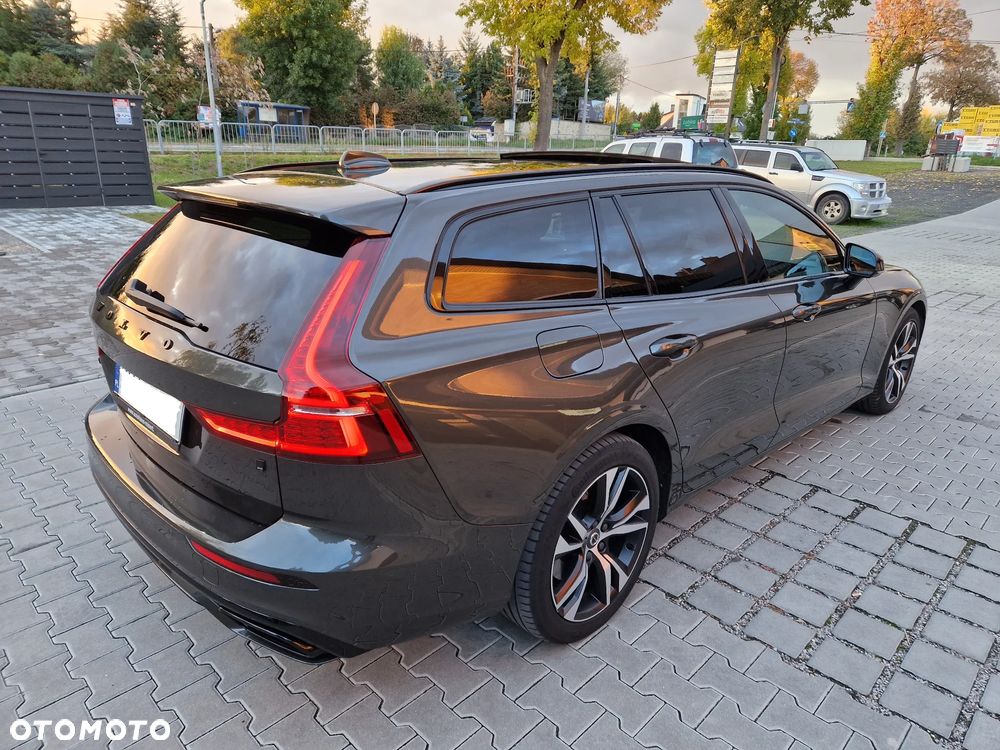 Volvo V60 D4 AWD R-Design - 6