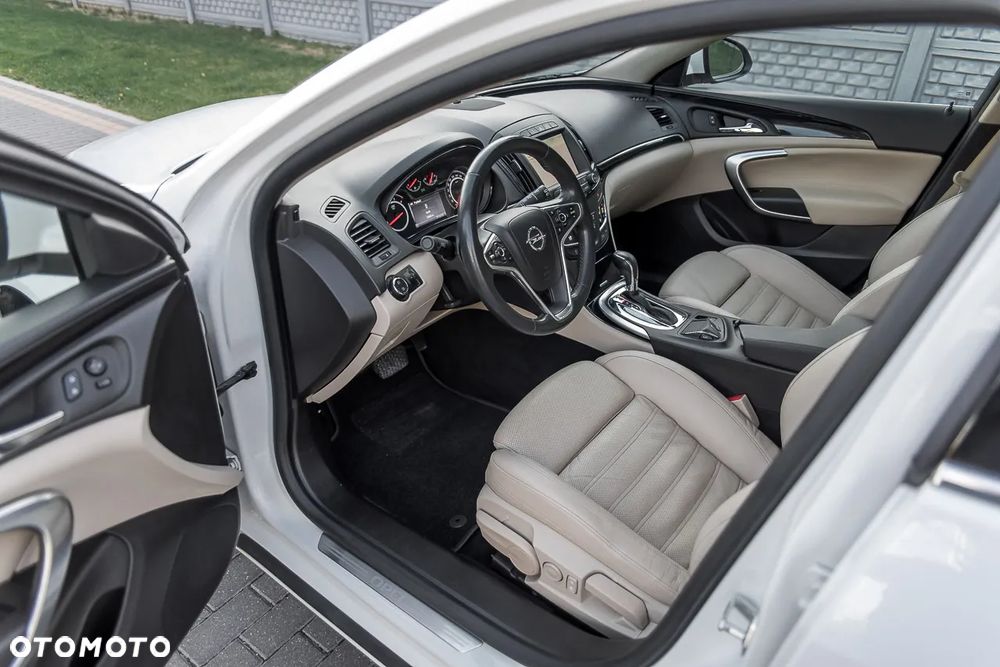 Opel Insignia 2.0 CDTI Sports Tourer Automatik Cosmo - 32
