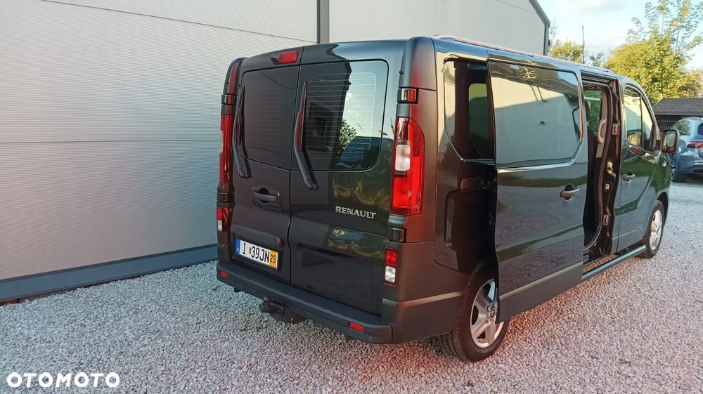 Renault Trafic - 12