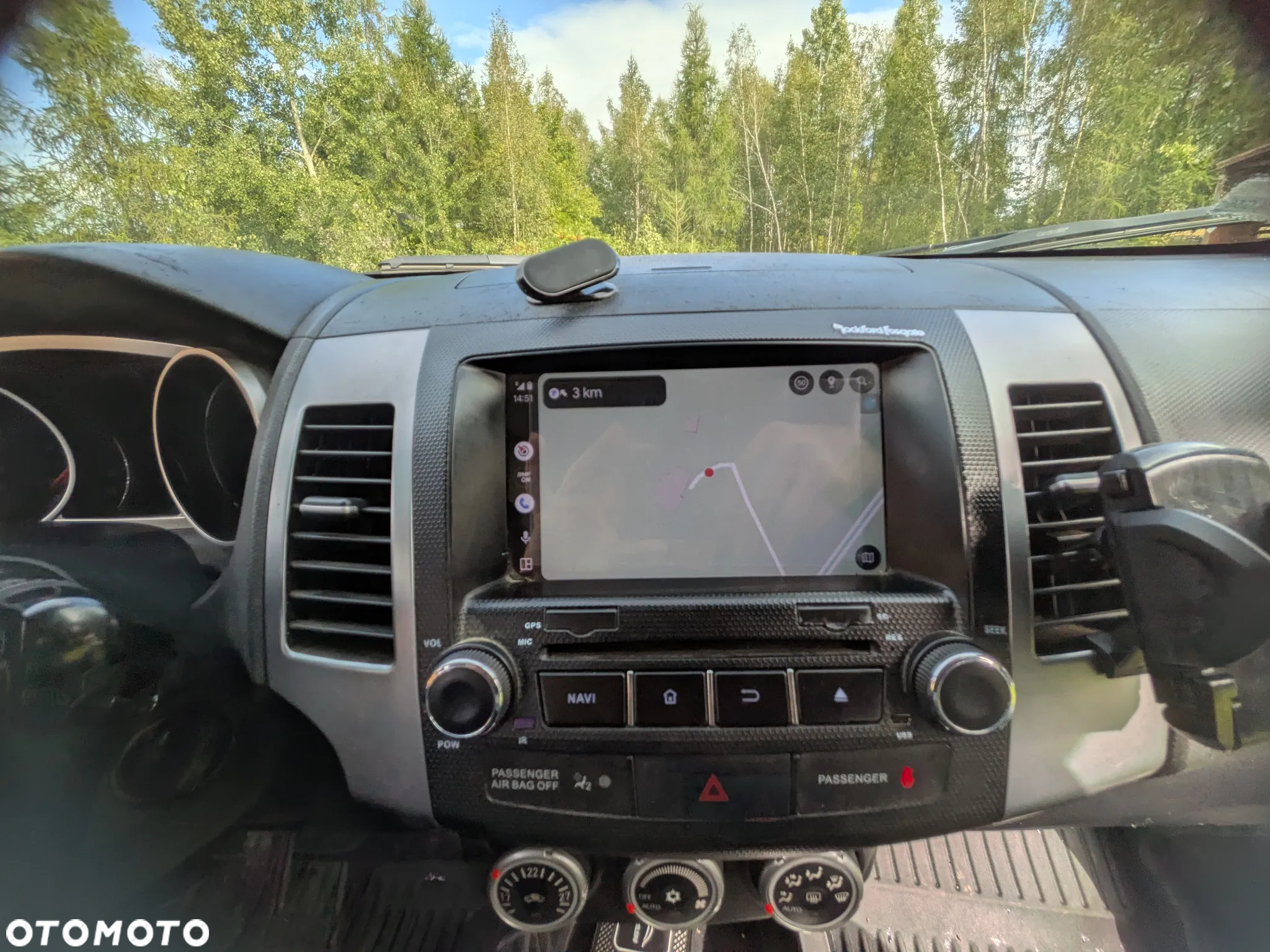 Mitsubishi Outlander 2.2 DID Intense + - 13