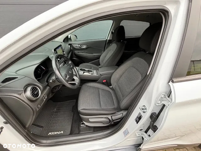 Hyundai Kona Electric 39kWh Premium - 9