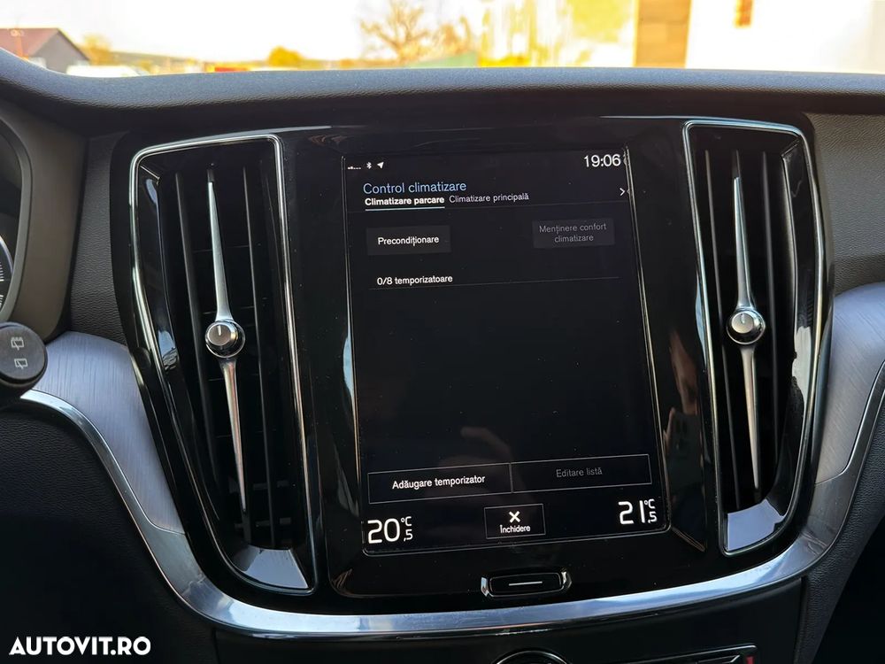 Volvo V60 T8 AWD Recharge Geartronic Inscription - 13