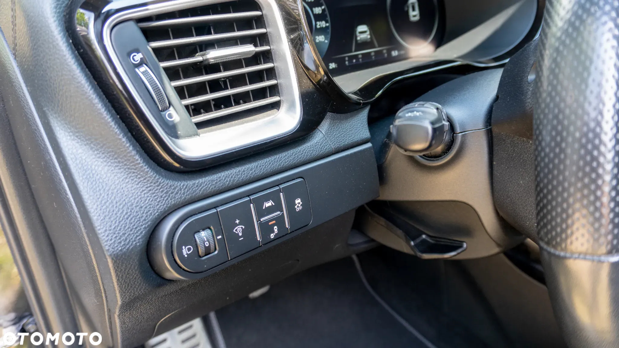 Kia Ceed 1.5 T-GDI GT-Line - 37
