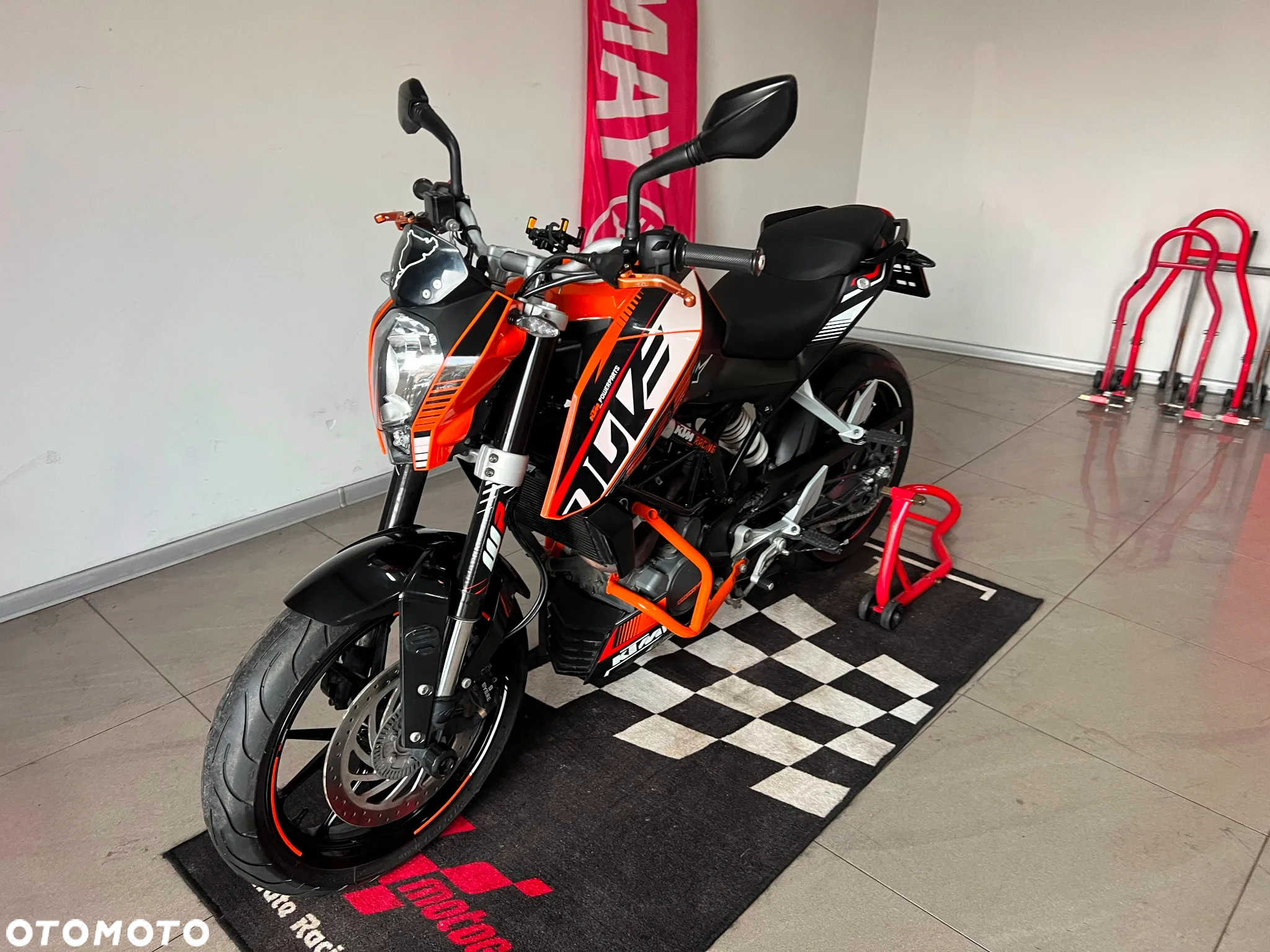 KTM Duke - 12