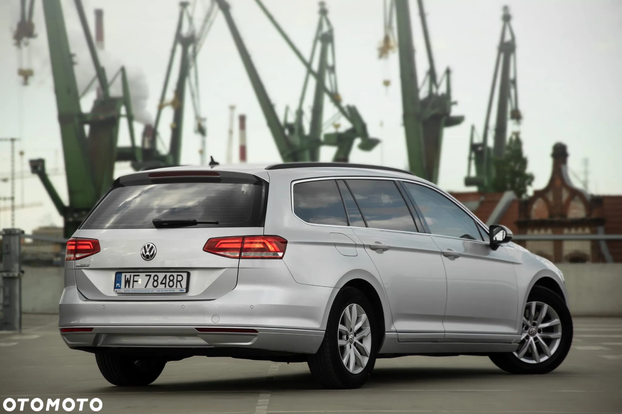 Volkswagen Passat 2.0 TDI BMT Comfortline - 6