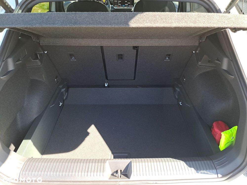 Volkswagen T-Roc 1.5 eTSI Style DSG - 11