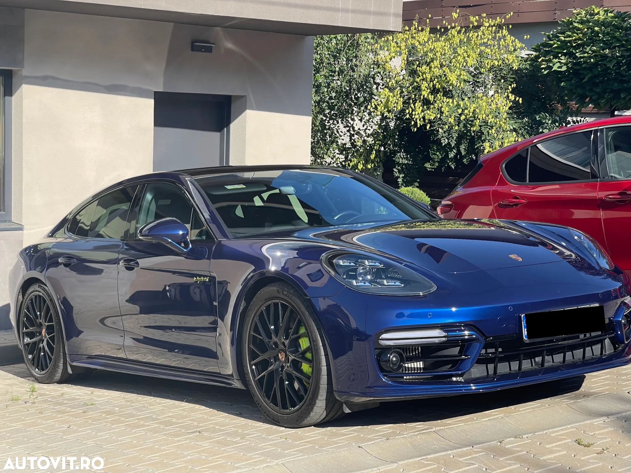Porsche Panamera Turbo 4 E-Hybrid S - 1