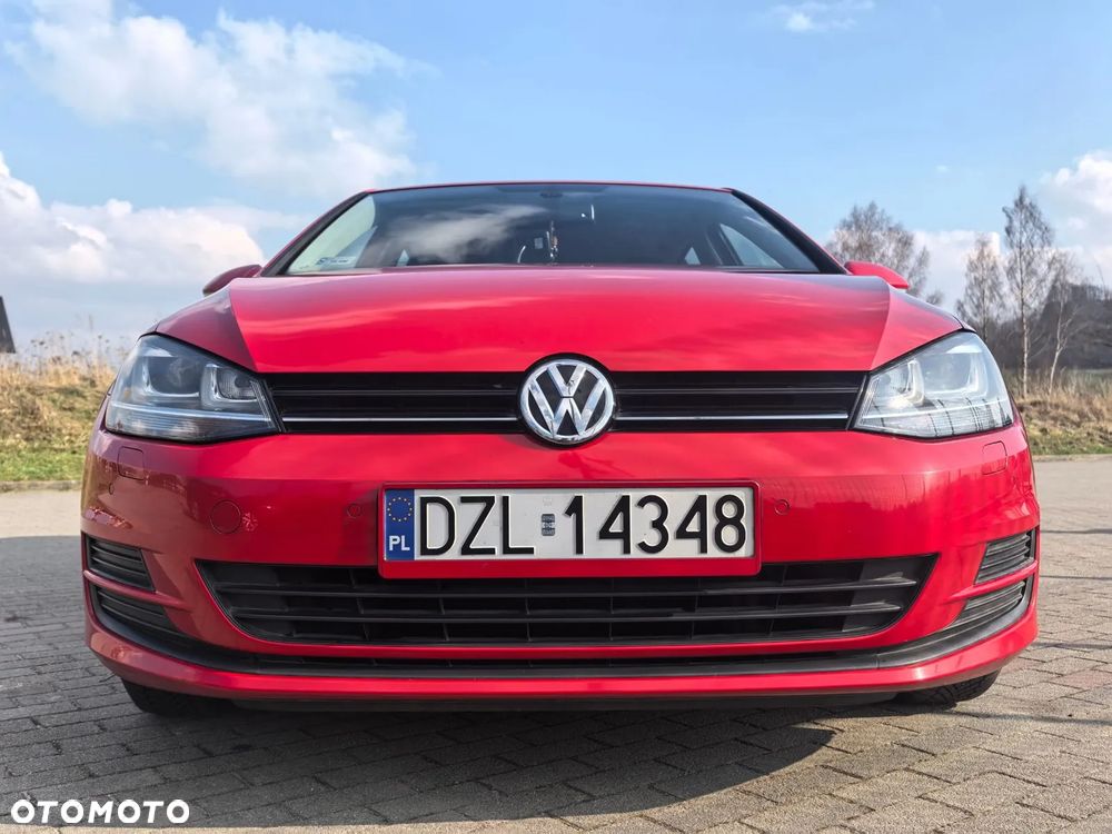 Volkswagen Golf - 2