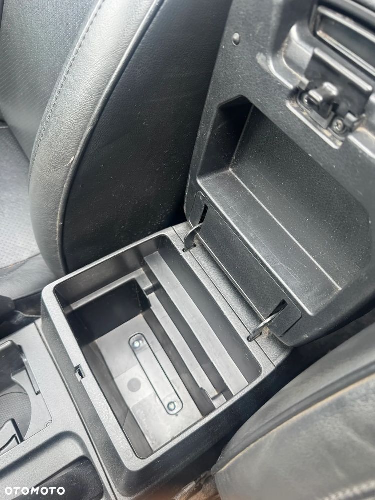 Suzuki Grand Vitara 1.9 DDiS X30 - 11