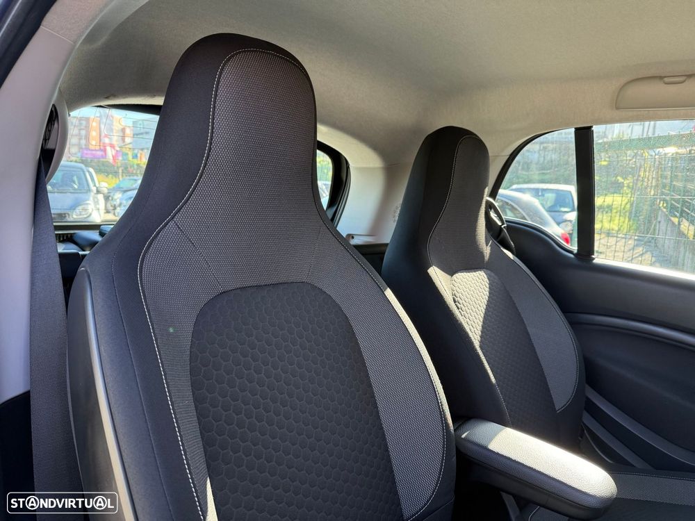 Smart ForTwo Coupé EQ Passion - 37