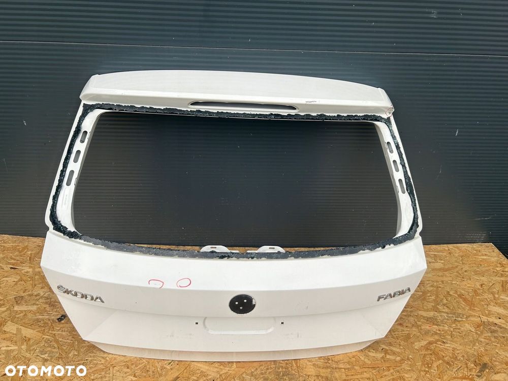 KLAPA BAGAZNIKA SKODA FABIA III HB 5D 6V6827159 - 1
