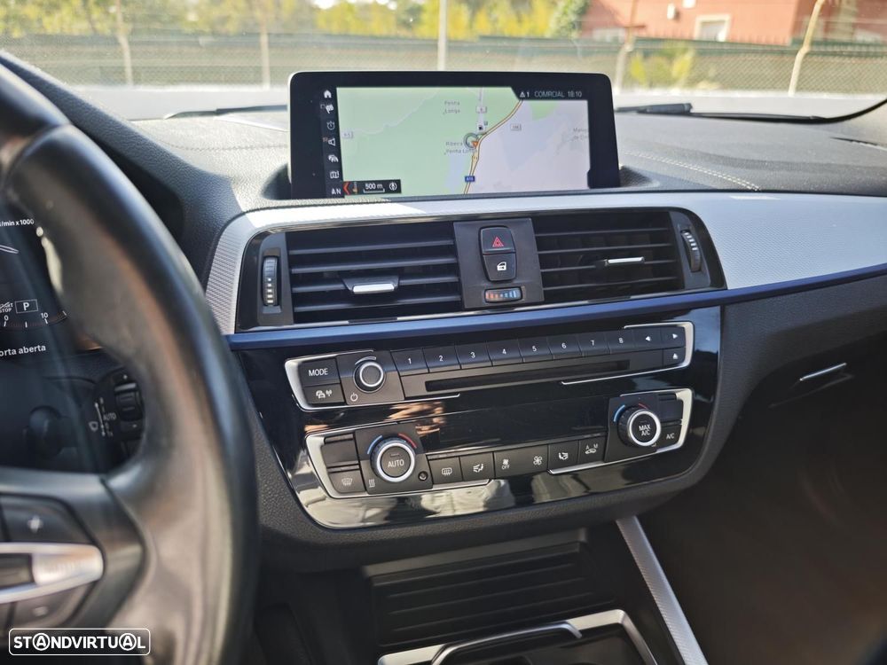BMW 116 d Pack Desportivo M Auto - 32