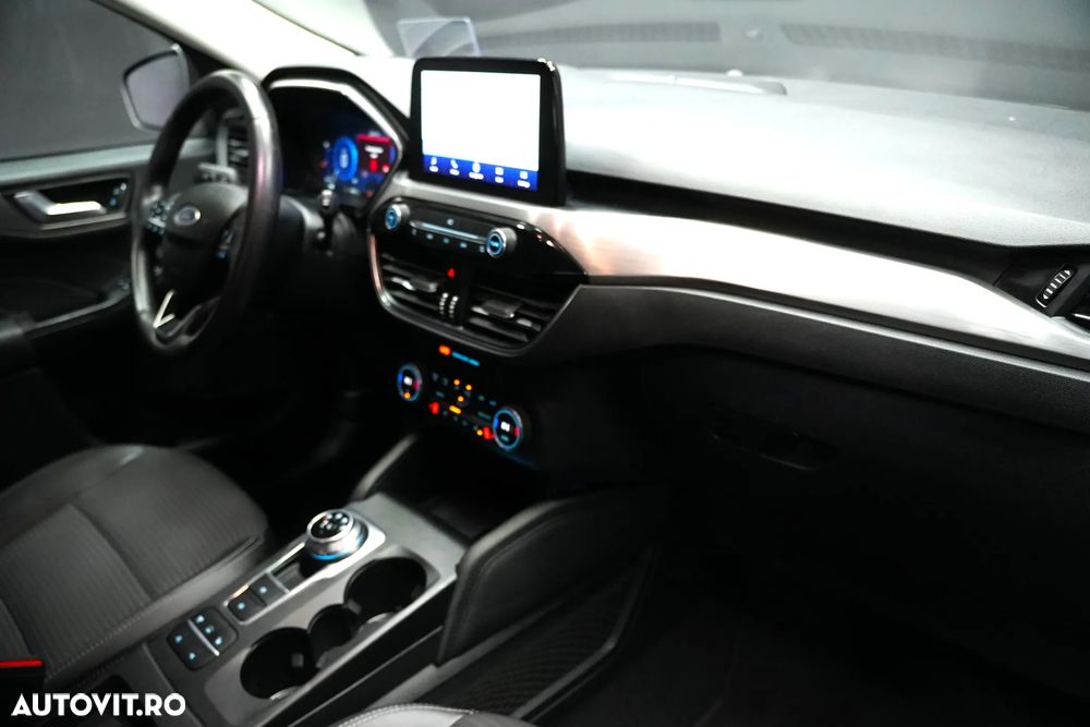 Ford Kuga 1.5 EcoBlue A8 FWD Titanium - 10