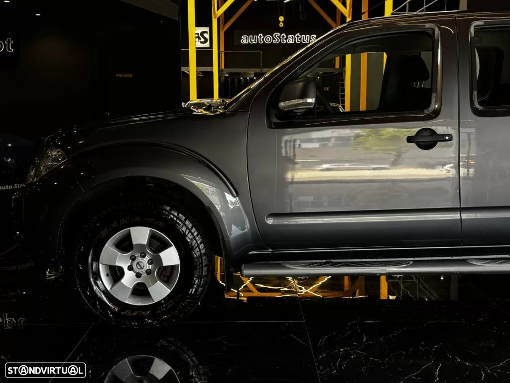 Nissan Navara 2.5 dCi CD FE P.Comfort 4WD - 10