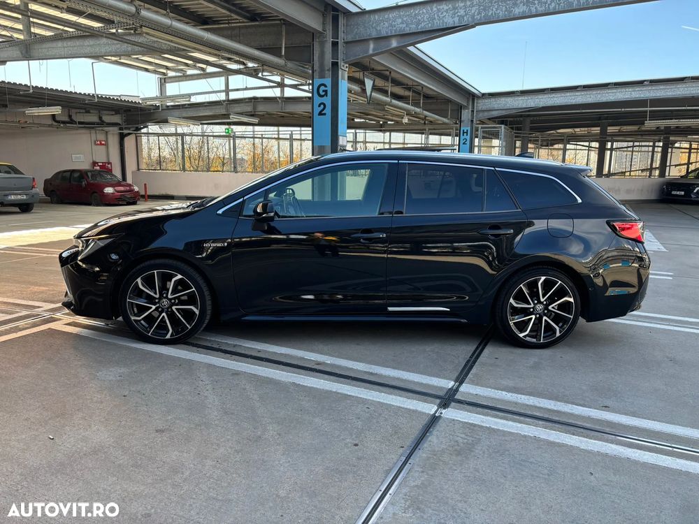 Toyota Corolla ver-2-0-hsd-exclusive - 2