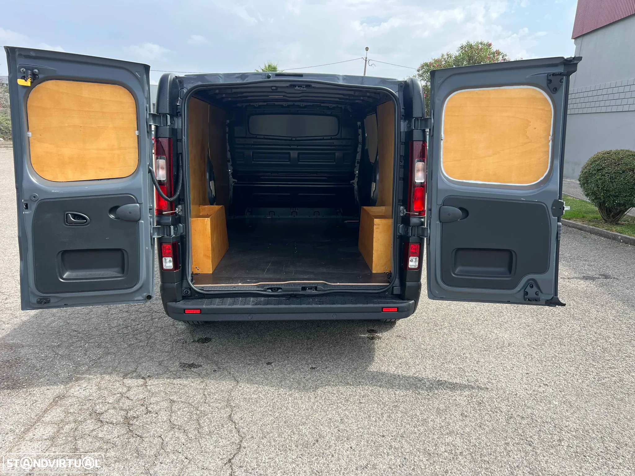 Renault Trafic AUT.2.0Dci Longa L2H1 150cv GranConfort GPS - 15