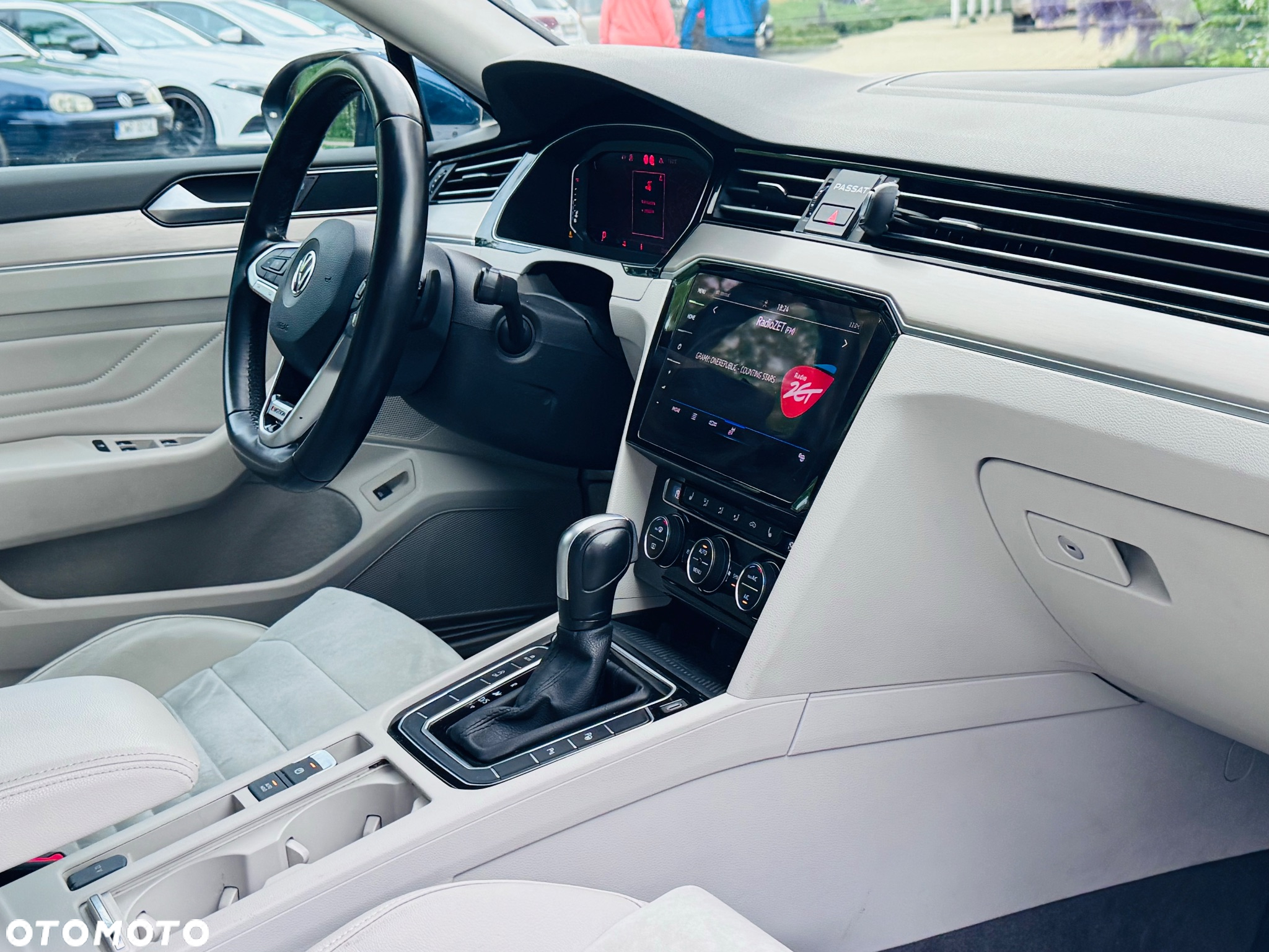 Volkswagen Passat 2.0 TDI Bi-Turbo BMT 4Mot Highline DSG - 31