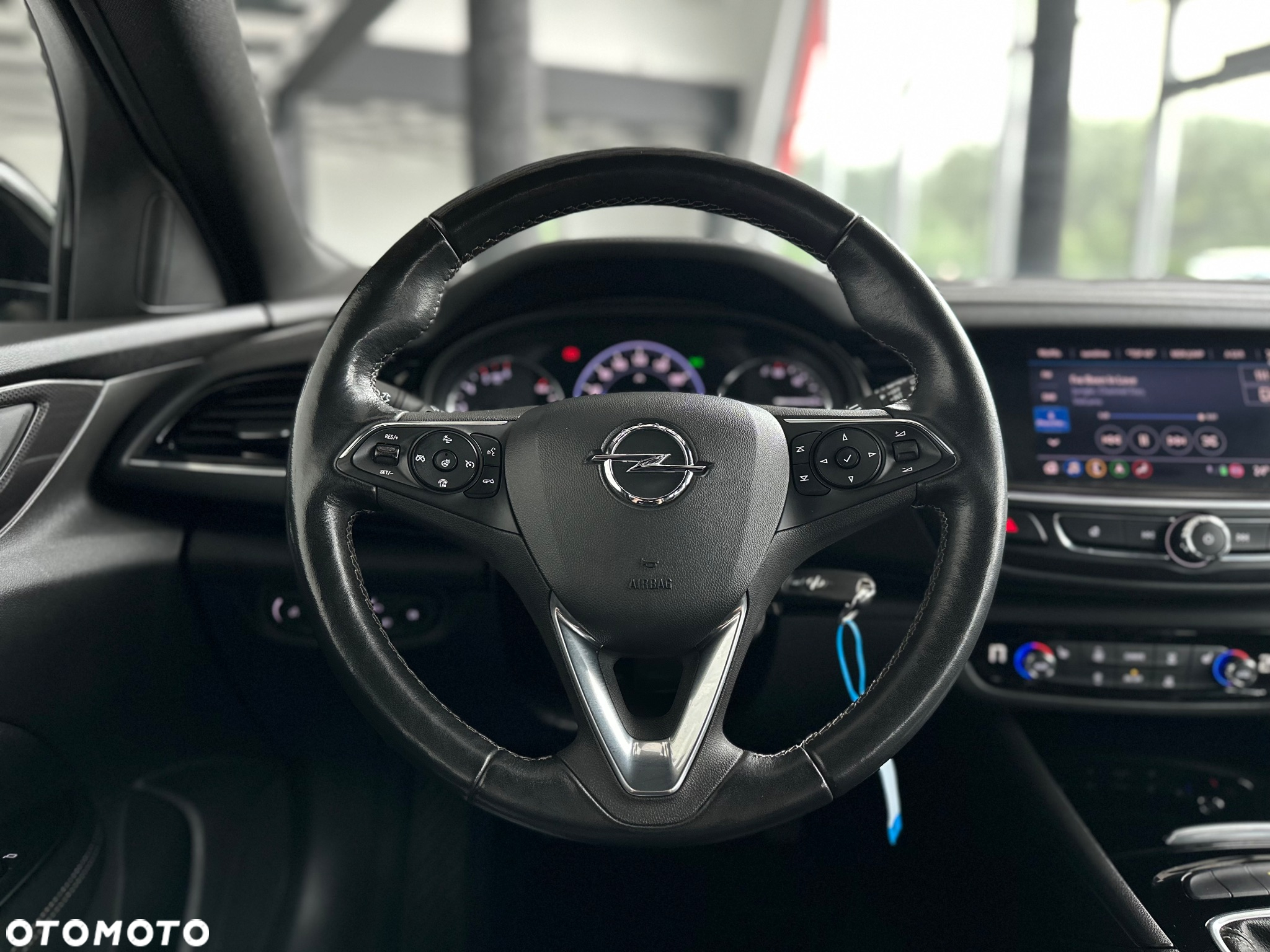 Opel Insignia - 27