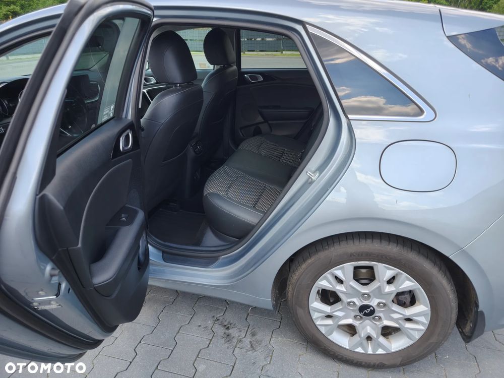 Kia Ceed 1.5 T-GDI L - 12