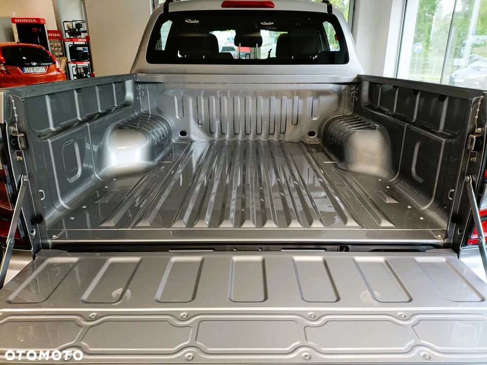 Isuzu D-Max 1.9 DC LSE - 18