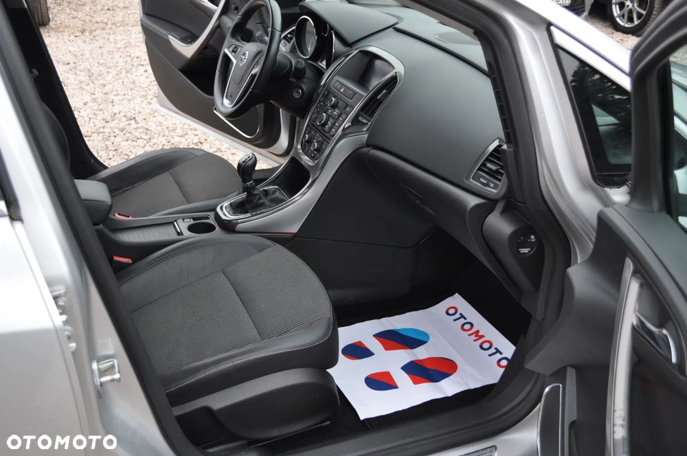 Opel Astra 1.4 Turbo Exklusiv - 20