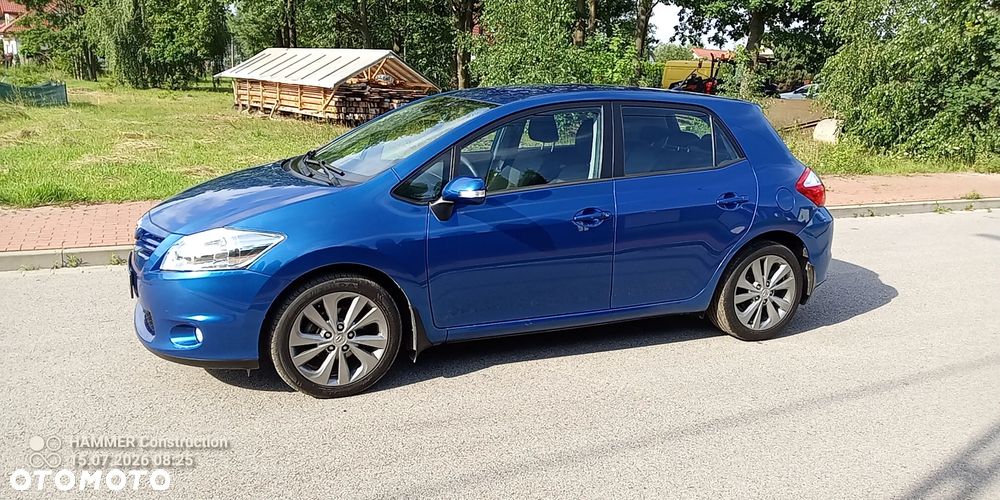 Toyota Auris 1.8 Premium - 16