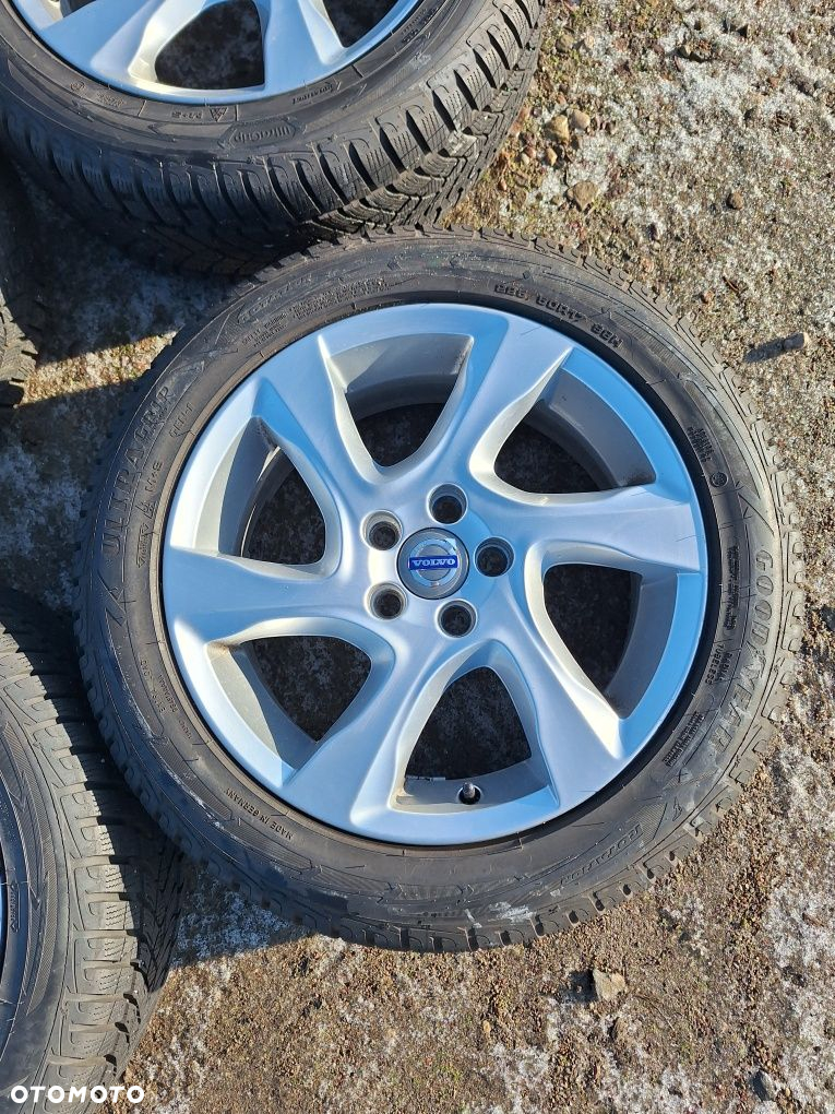 Koła zimowe Volvo V40 cross country 5x108  225 50 r17 - 2