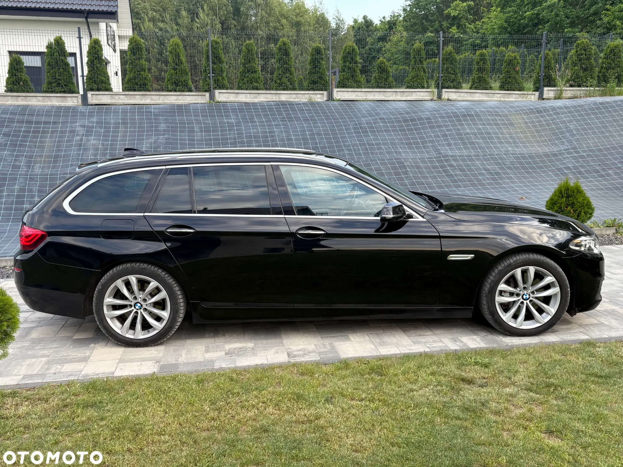 BMW Seria 5 525d xDrive Luxury Line - 12