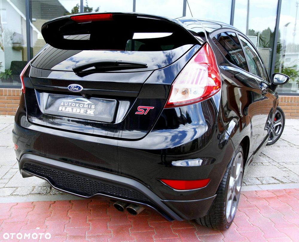 Ford Fiesta ST - 31