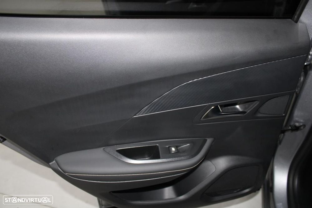 Peugeot e-2008 54 kWh Allure - 13