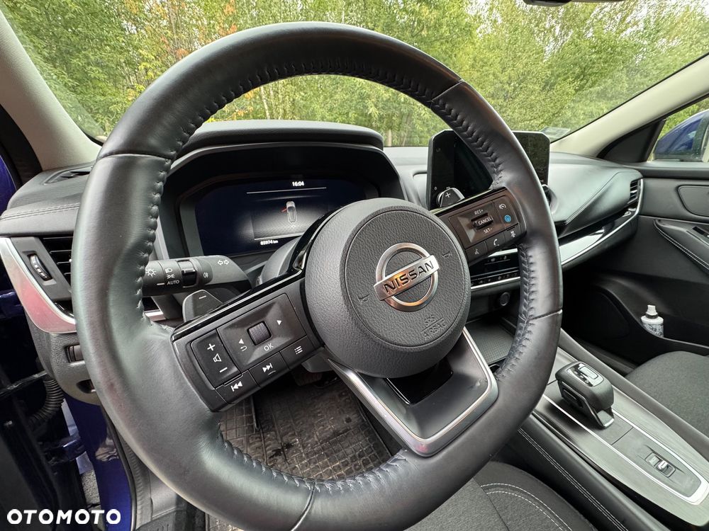 Nissan Qashqai 1.3 DIG-T N-Connecta DCT - 6