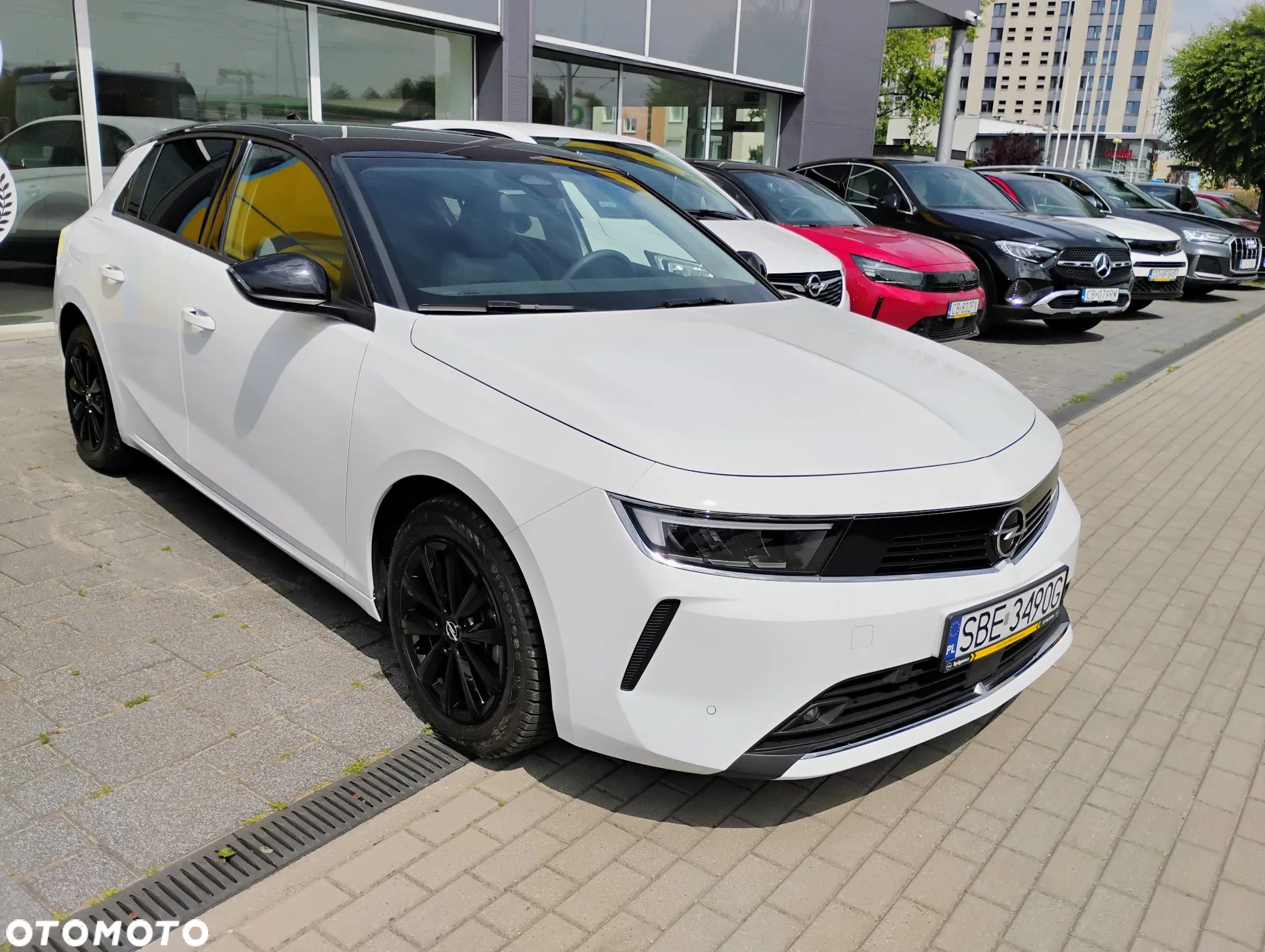 Opel Astra V 1.2 T Edition S&S - 1